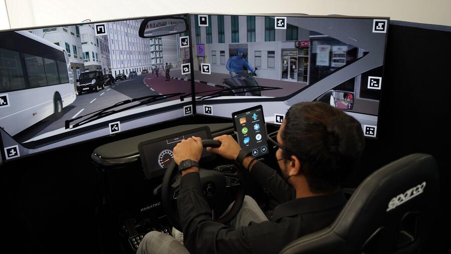 شرطة دبي بالتعاون مع شركة كونتيننتال تنظم جلسة حوارية حول تكنولوجيا القيادة بالذكاء الاصطناعي(AI Driving Hub)