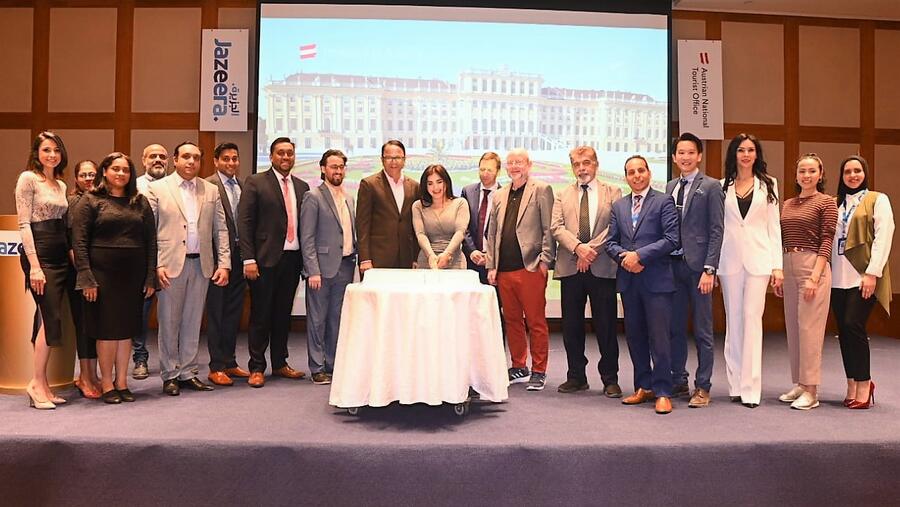 طيران الجزيرة والمكتب الوطني النمساوي السياحي يروجان للسياحة في فيينا