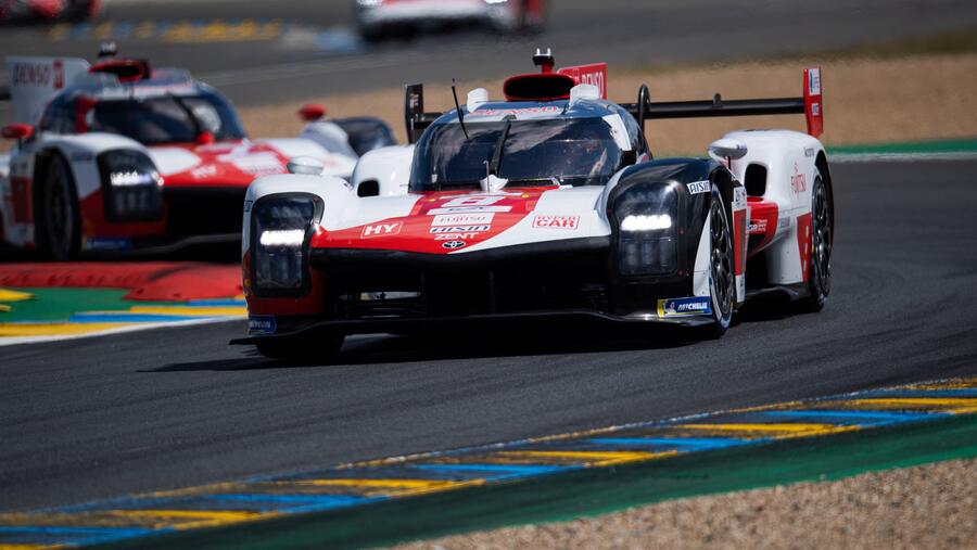 تويوتا تحتفل بفوزها التاريخي الخامس على التوالي في سباق لومان 24 ساعة