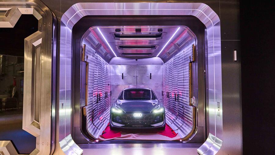 متحف المستقبل يعرض سيارة A6 Avant e-tron التجريبية من أودي