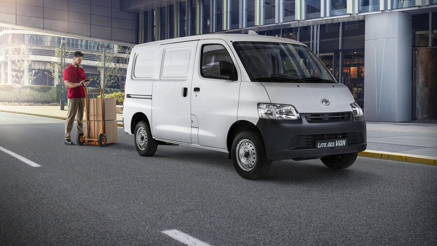 تويوتا تطلق مركبتها الجديدة "لايت إس" في المملكة العربية السعودية