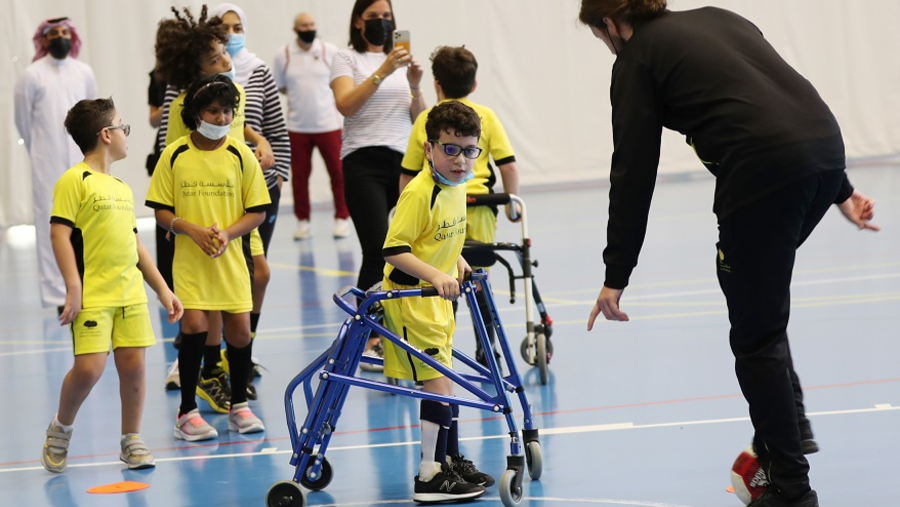 مؤسسة قطر تُشارك في تدريب متطوعي تسهيل الوصول خلال بطولة كأس العالم FIFA قطر ٢٠٢٢™