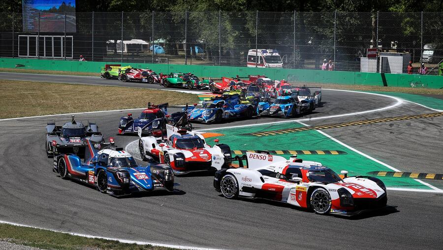 فريق جازو للسباقات GR يحقق فوزاً مزدوجاً في سباق "مونزا 6 ساعات"