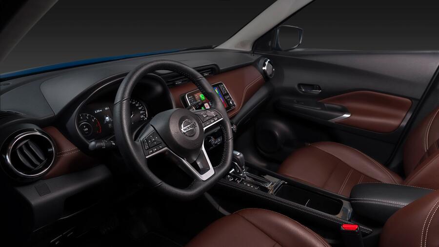 Explore the Stylish Nissan KICKS 2023 