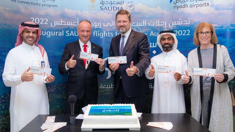 الخطوط السعودية تُدشن أولى وجهاتها المباشرة بين الرياض وزيورخ