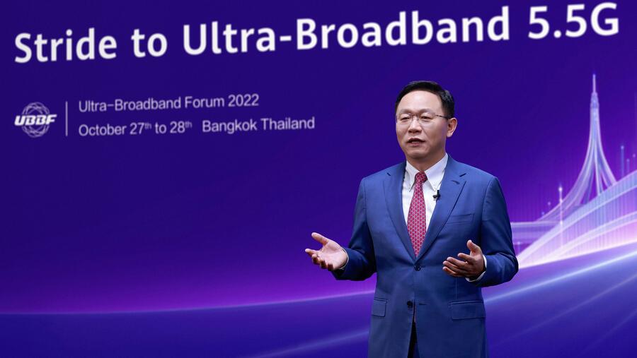 Ultra-Broadband 5.5G, key milestone on the path to an intelligent world