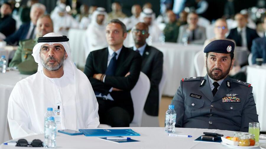 مجموعة أدنيك ووزارة الدفاع تعقدان اجتماعاً مع السفراء وممثلي البعثات الدبلوماسية والملحقين العسكريين في الدولة