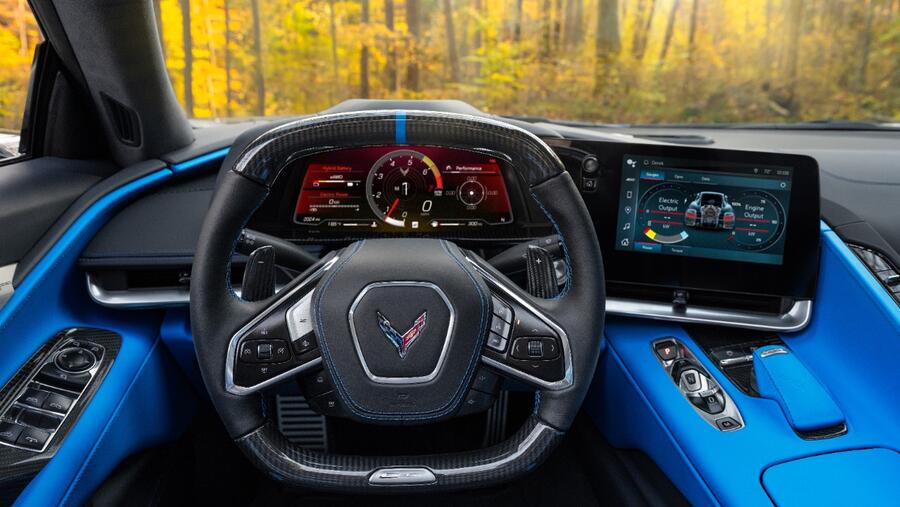 ’شفروليه‘ تقدّم للعالم ’كورفيت‘ مع طاقة كهربائية وميّزة الدفع بجميع العجلات