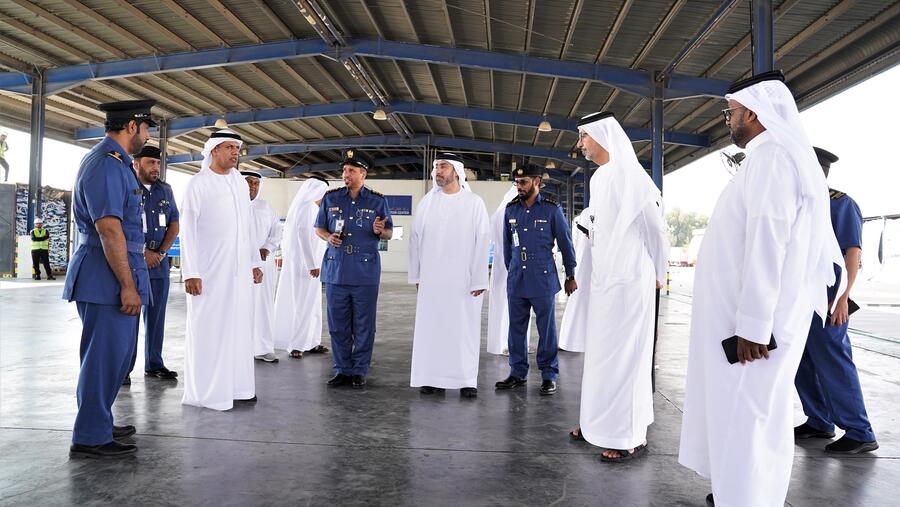 المراكز الجمركية في دبي تعمل وفق أرقى المعايير للتسهيل على العملاء