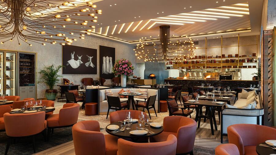 مطعم رويا دبي يفتح أبوابه ويقدّم لزوّاره أطباقاً أناضوليّة بلمسة عصرية  بين ربوع فندق سانت ريجيس دبي، النخلة