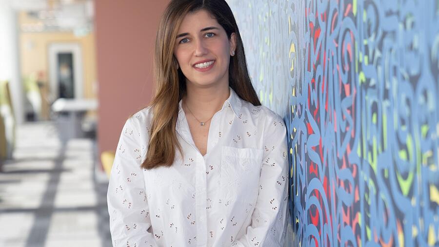 الإمارات تتمتع بإمكانات كبيرة لتبني تقنيات عالم الميتافرس وفق استخدام متنوعة  