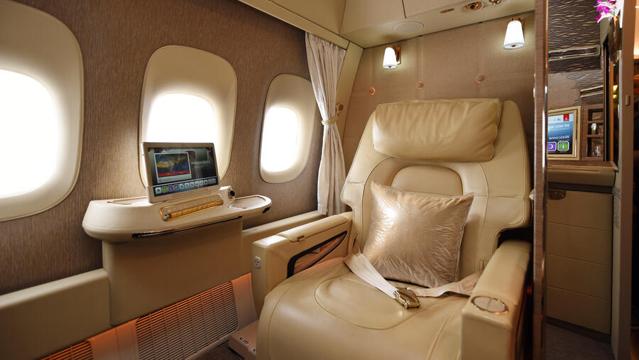 طيران الإمارات تواصل توسيع شبكتها الآسيوية وتعود إلى طوكيو هانيدا