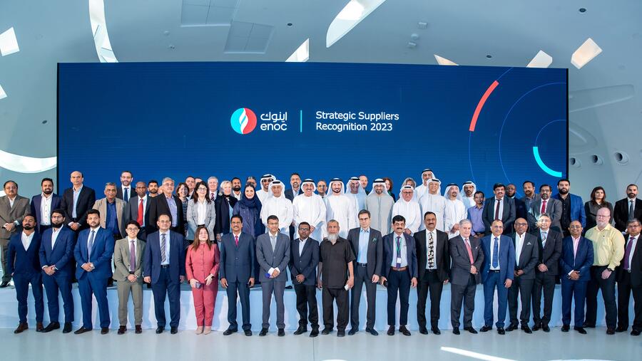 اينوك تكرّم مورديها الاستراتيجيين