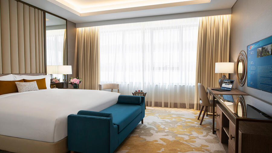 استرخِ واستمتع بأوقات ثمينة في فندق الجداف روتانا دبي