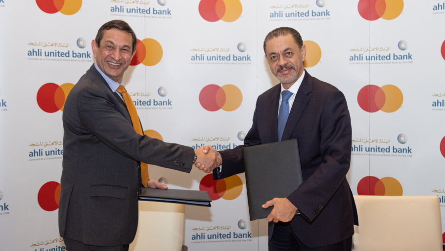 شراكة استراتيجية حصرية بين البنك الأهلي المتحد وماستركارد في البحرين