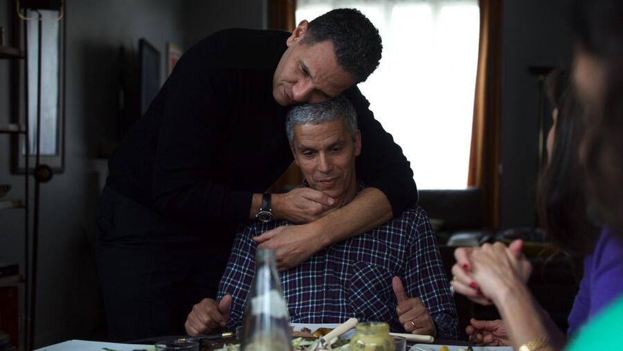 المخرج رشدي زيم يٌعيد اكتشاف علاقة الأخوة في فيلمه الجديد Our Ties