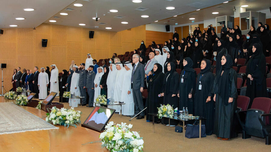 جامعة الإمارات ودائرة تنمية المجتمع تحتفلان باليوم العالمي للخدمة المجتمعية