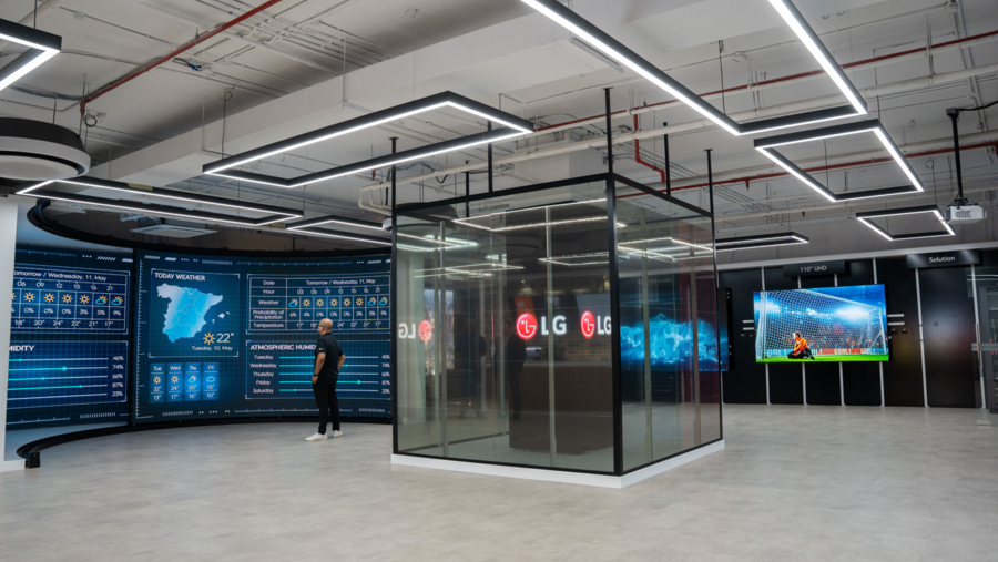 إل جي تفتتح مركز ابتكار الأعمال التفاعلي في دبي