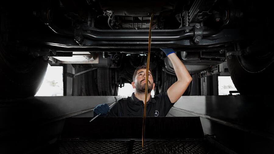 مرسيدس-بنز عُمان تقدم عروض ’شريك الخدمة‘ الرمضانية الحصرية لعملاء المركبات التجارية