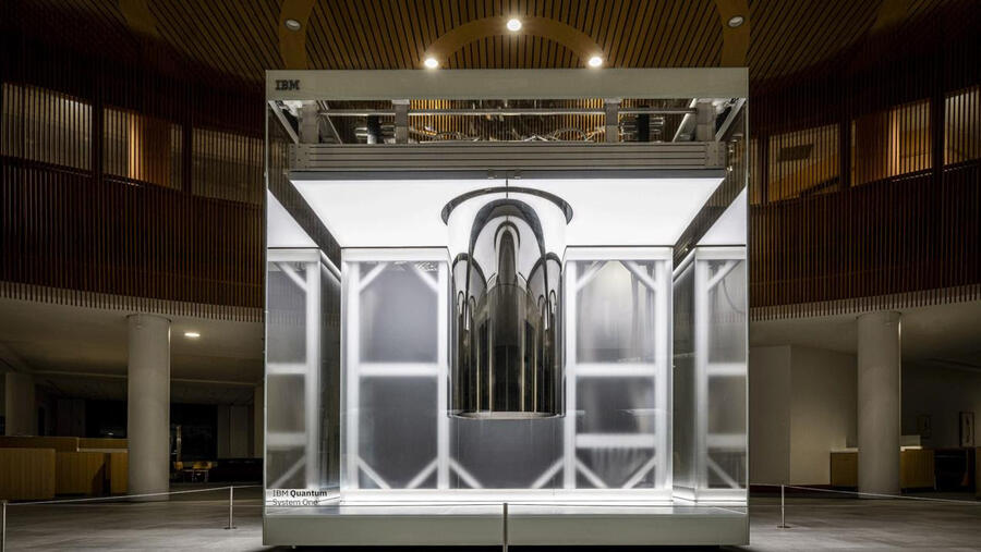 كليفلاند كلينك وآي بي إم تكشفان عن أول حاسوب كمي في العالم مخصص لأبحاث الرعاية الصحية