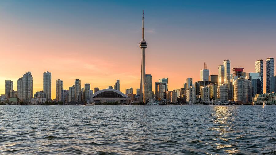 الاتحاد للطيران تعلن عن رحلات يومية إلى تورونتو