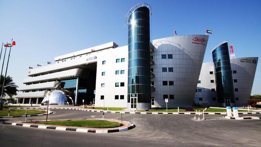المدير العام لجمارك دبي: قطاع التجارة الخارجية نحو D33 بـ 7 ملايين معاملة في 3 أشهر