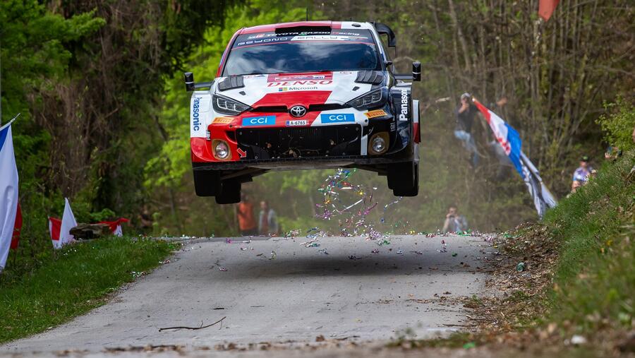 فريق تويوتا جازو للسباقات يحقق فوزه الثالث هذا الموسم في رالي كرواتيا