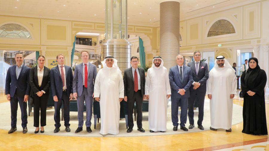 رأس الخيمة تبحث تعزيز علاقات التعاون الاقتصادي والاستثماري مع كندا