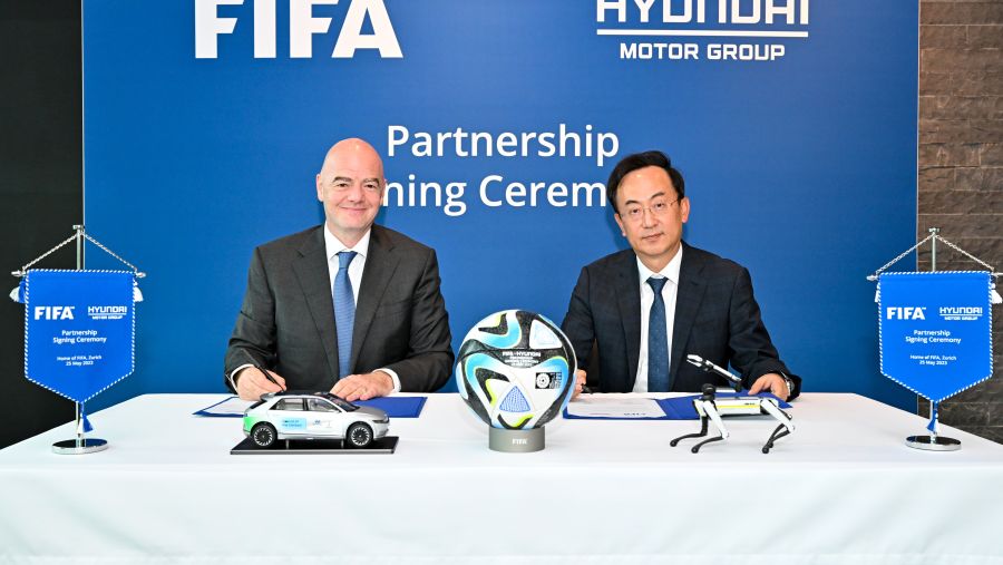 هيونداي تجدد شراكاتها مع فيفا حتى عام 2030،  وبوسطن دايناميكس وسوبيرنال لعرض حلول التنقل المستقبلية