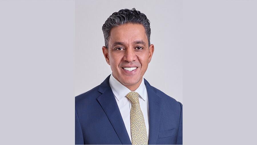 بنك السلام يفوز بجائزة "بنك العام"