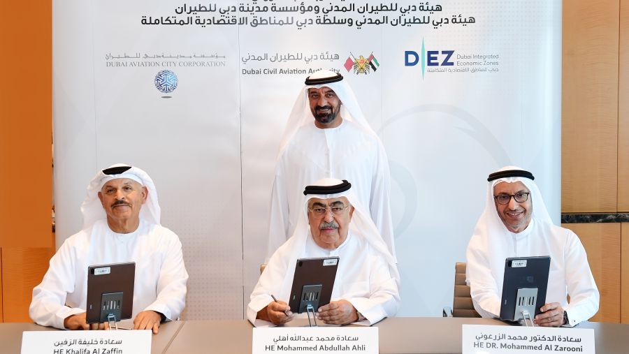 هيئة دبي للطيران المدني توقع اتفاقية شراكة مع كل من مؤسسة مدينة دبي للطيران وسلطة دبي للمناطق الاقتصادية المتكاملة لتسريع رقمنة عمليات الطيران