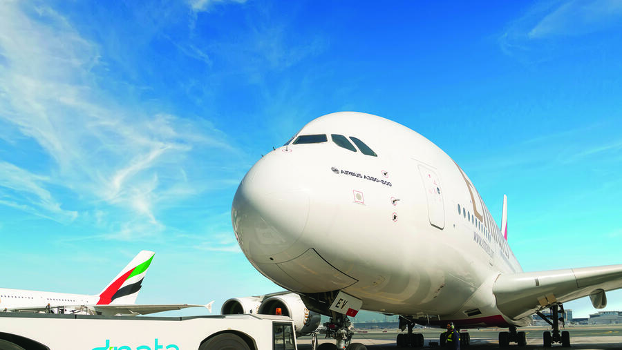 مجموعة الإمارات تحقق أرباحاً قياسية بلغت 10.9 مليارات درهم (3 مليارات دولار)