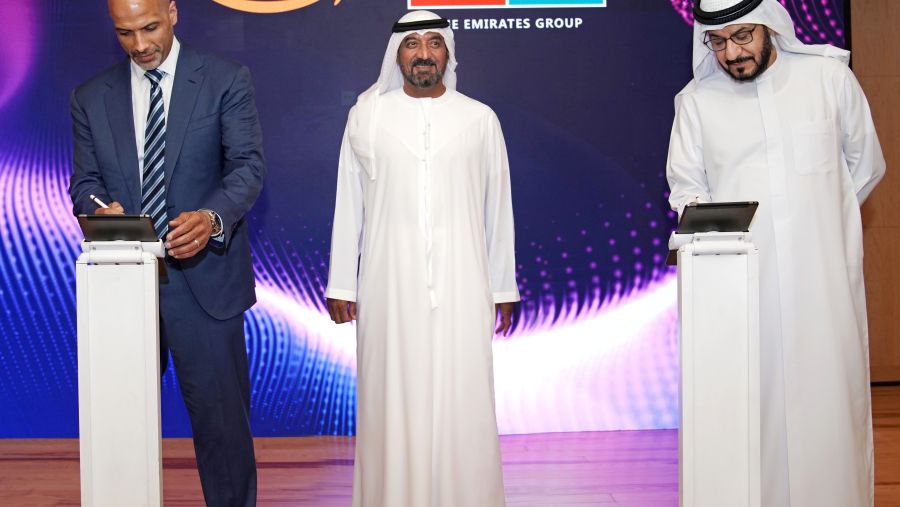 تعاون بين مجموعة الإمارات و"أمازون ويب سيرفيسيز" لإبداع عالم رقمي غامر