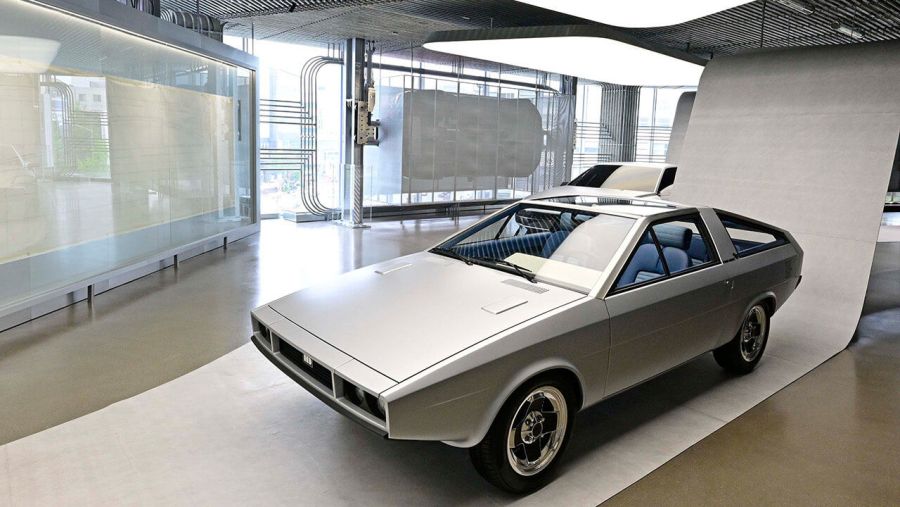 هيونداي موتور تفتتح المعرض التراثي " بوني الخالدة"، وتقدم سلسلة المنشورات التراثية " ريترايس"