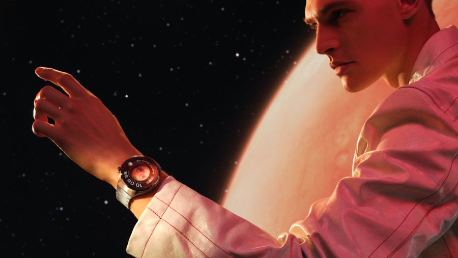 سلسلة ساعات HUAWEI WATCH 4: ساعة تقدّم تجربة استخدام ذكيّة وتصميم حديث ومميّز