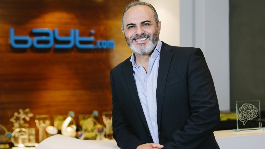 أطلقت تالنتيرا، منصة التوظيف الرائدة في برمجيات استقطاب المواهب والتابعة لموقع بيت.كوم، مساعد الذكاء الاصطناعي المتطور "سند"، أحد أحدث أدوات التوظيف التي تعتمد على التكنولوجيا الناشئة في منطقة الشرق الأوسط وشمال إفريقيا. ويتمثل الهدف من إطلاق هذه الأداة، في تمكين مديري الموارد البشرية من إتمام مهامهم والعثور على الكفاءات والمهارات التي يحتاجونها، في إطار تجربة سلسة ومبتكرة. ويرتكز "سند" على أحدث الابتكارات في مجال الذكاء الاصطناعي لتبسيط عمليات استقطاب المواهب، وتمكين المؤسسات من جذب أفضل الكفاءات على نحو ف