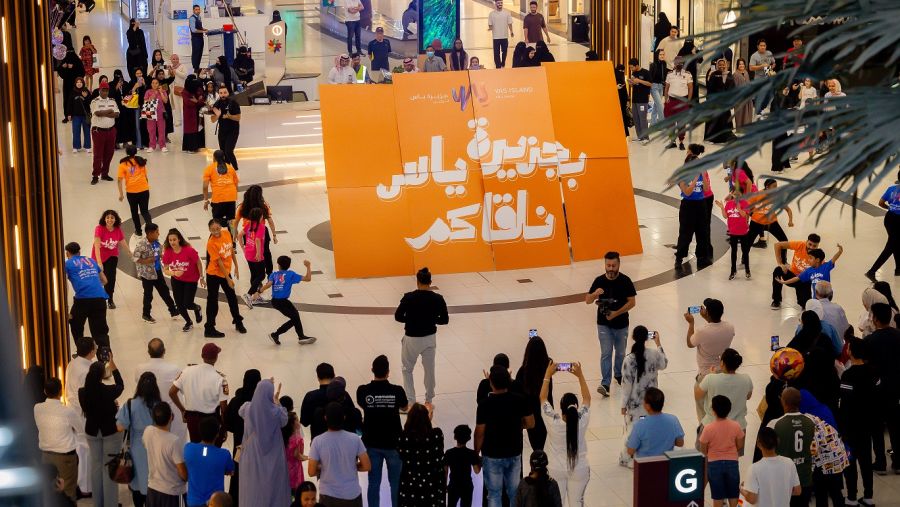 بالفيديو: جزيرة ياس أبوظبي تُبهر الجمهور بعروض "فلاش موب" في السعودية والكويت