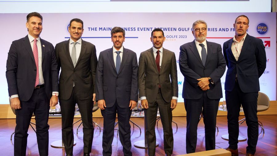 "المركز" راع ذهبي بمؤتمر "جلف فيجن 2023" بباريس