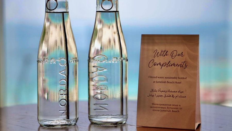 "جميرا زعبيل سراي" يؤكد التزامه بالضيافة المستدامة من خلال مبادرة جديدة لإزالة 2.1 مليون عبوة بلاستيكية ذات الاستخدام الواحد من منظومته البيئية