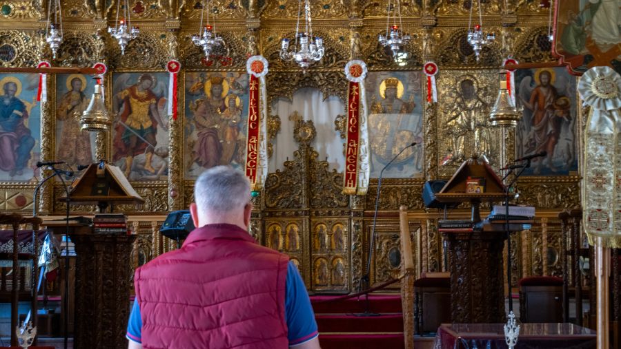 طالبة بجامعة جورجتاون في مؤسسة قطر تحصل على زمالة مركز بوليتزر للتدريب كصحفية دينية لتغطية النزاع القبرصي