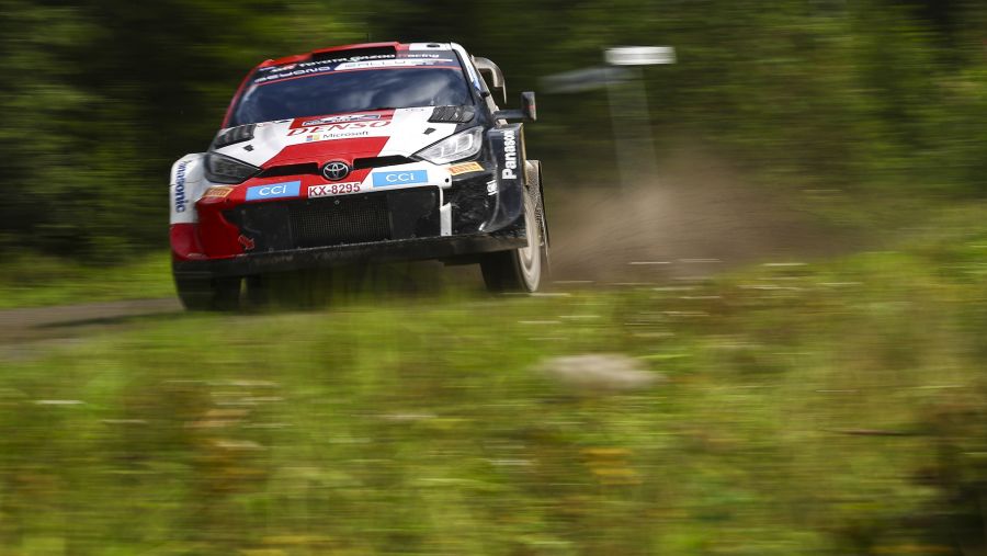 فريق "تويوتا جازو للسباقات" يُتَوَّج بالمركز الأول في رالي فنلندا