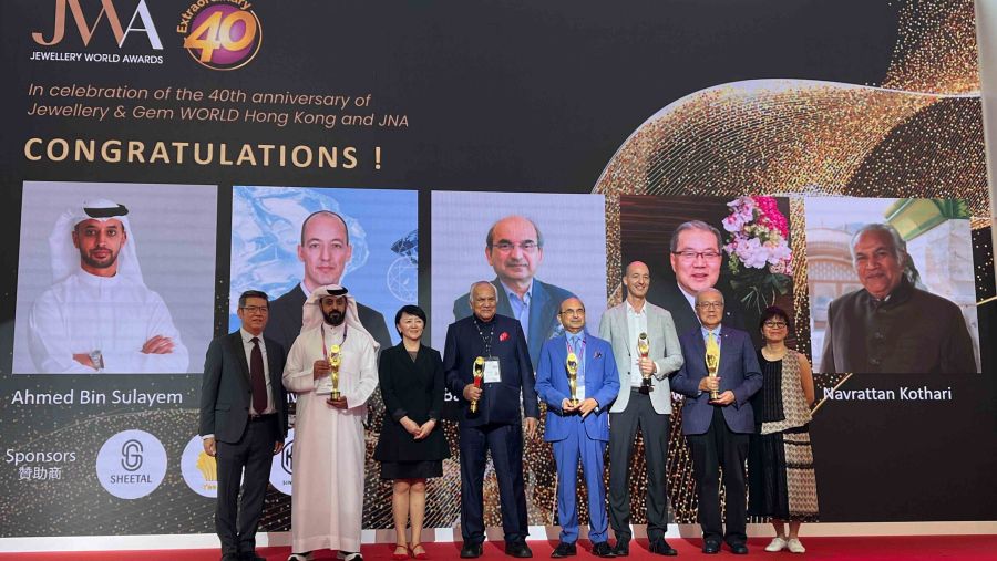 مركز دبي للسلع المتعددة يختتم جولة ترويجية ناجحة في شينزن وهونغ كونغ مواصلاً دوره في تحفيز تدفق الاستثمار الأجنبي المباشر من الصين من خلال توقيع مذكرة تفاهم مع غرفة أعمال هونغ كونغ والشرق الأوسط   