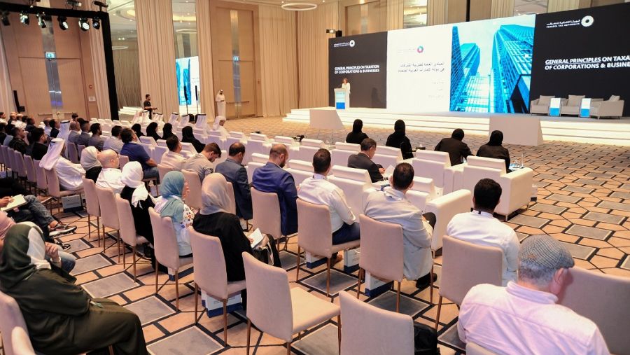 "الاتحادية للضرائب" تواصل حملتها للتعريف بالمبادئ العامة لضريبة الشركات بورشة عمل جديدة في الفجيرة
