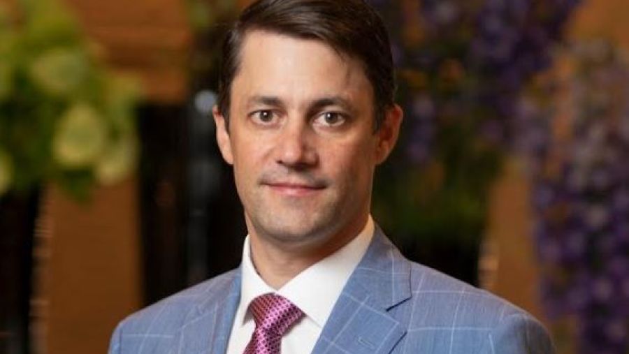 فورسيزونز تعين أدريان ميسيرلي رئيساً للعمليات الفندقية في منطقة أوروبا والشرق الأوسط وأفريقيا