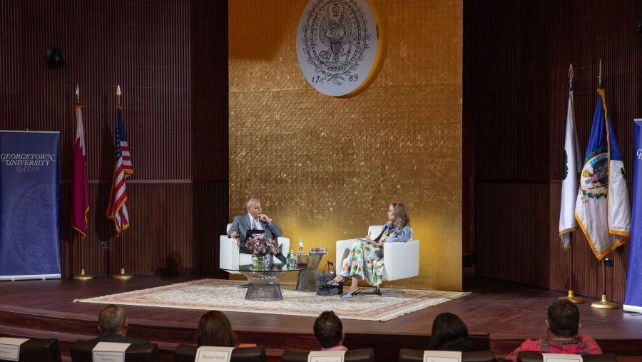 الكاتبة أمل غندور تستكشف صراعات الأجيال في العالم العربي مع عميد جامعة جورجتاون في قطر