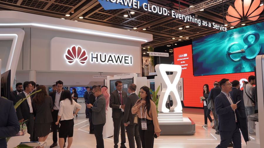 حلول سحابية بقدرات الذكاء الاصطناعي من "هواوي" كلاود في معرض جيتكس جلوبال 2023 لتطوير أعمال القطاعات والصناعات