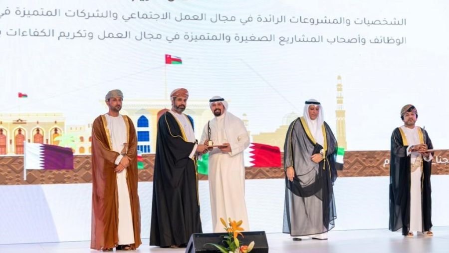 بنك برقان يحصد جائزة التميّز في "إحلال العمالة الوطنية" للمرة الثانية