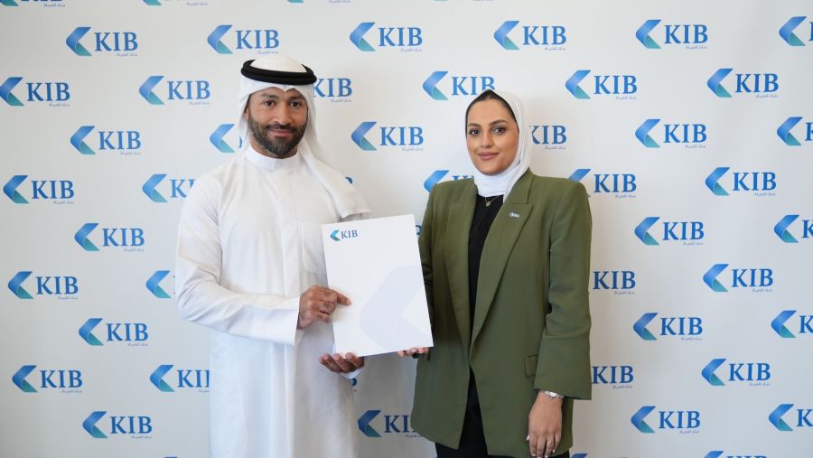 KIB يجدّد رعايته لبطل الكويت في رياضة الجت سكي يوسف عبد الرزاق