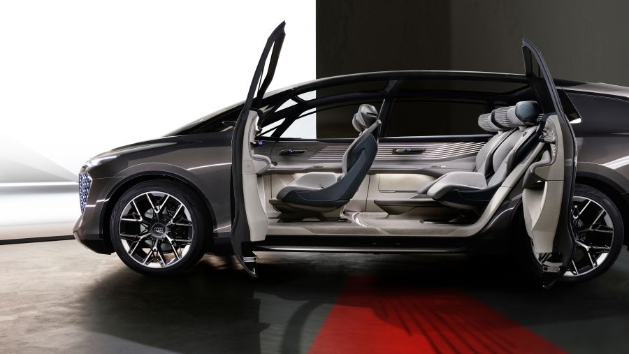 أودي ترتقي بالتنقل في المدن إلى مستويات جديدة من خلال سيارة urbansphere وتعرضها في الشرق الأوسط من خلال متحف المستقبل