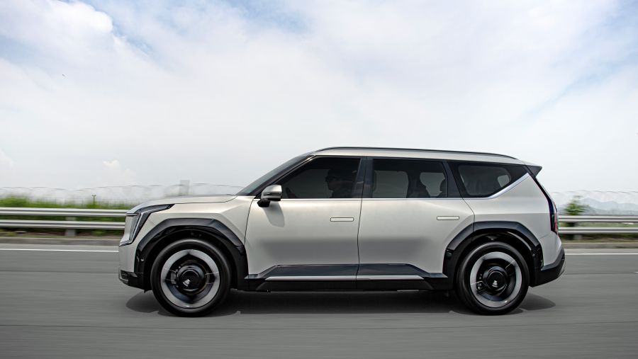 كيا تحصد أعلى درجات التقدير والتكريم في جوائز المقود الذهبي 2023